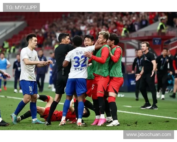 上海海港全力备战新赛季打造冠军之师再掀中超激情热潮