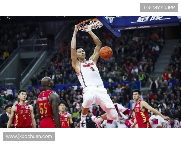 聚焦篮球明星成长之路探索竞技与荣耀背后感人励志故事分享精彩篇