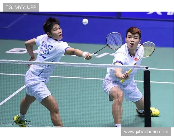 成都与上海羽毛球队对决赛后分析比赛节奏与战术变化 成都与上海羽毛球队对决赛后分析比赛节奏与战术变化