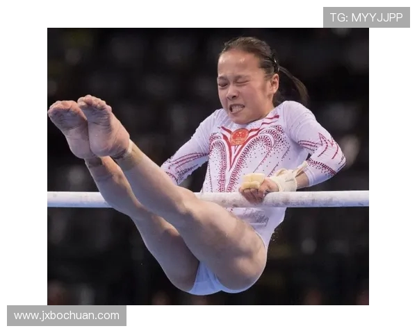 重庆网球队在杯赛中的灵活应变能力展现出色表现与战术智慧